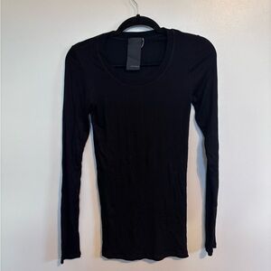 Heather black long sleeve ribbed top size medium